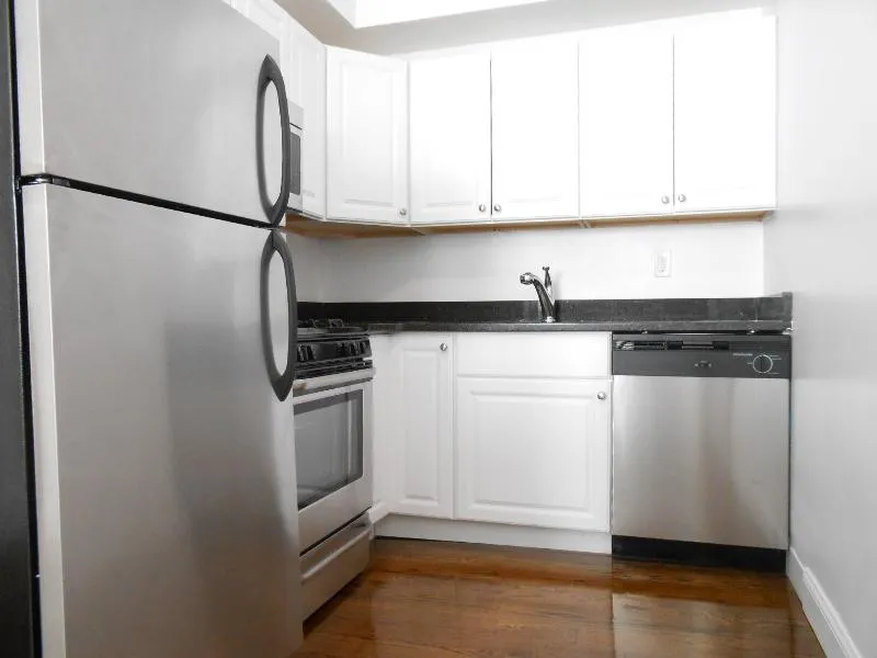 71 Brighton Ave, Allston