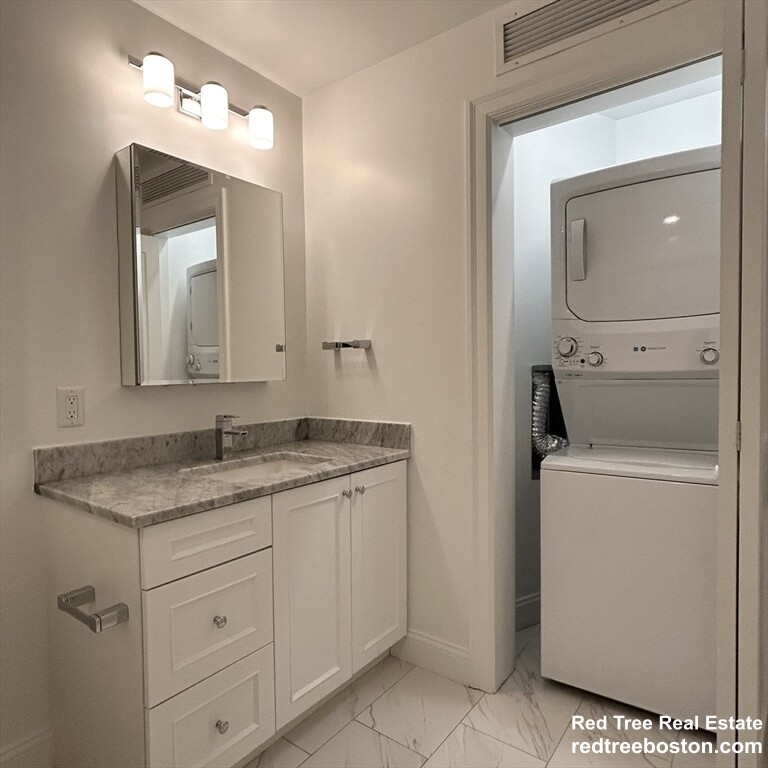 101 Asheville Rd, Chestnut Hill