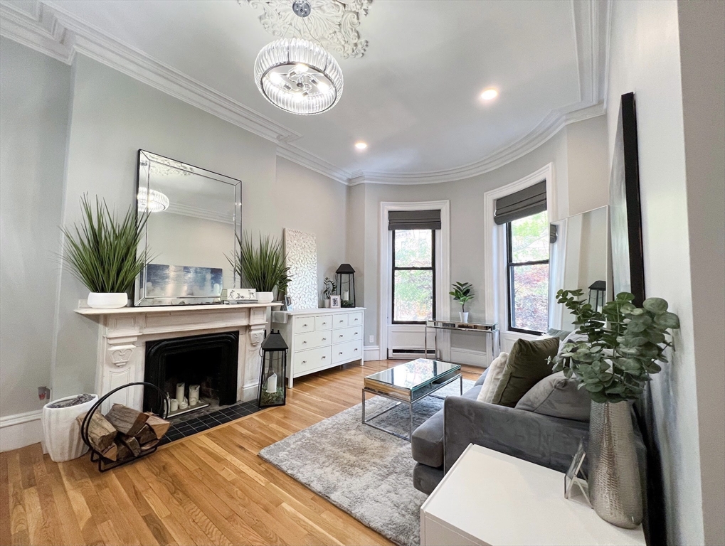 16 Claremont Park, South End