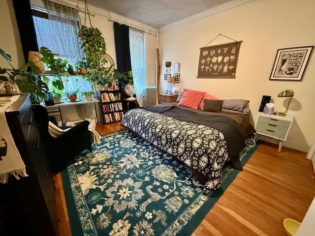 1957 Commonwealth Ave, Brighton