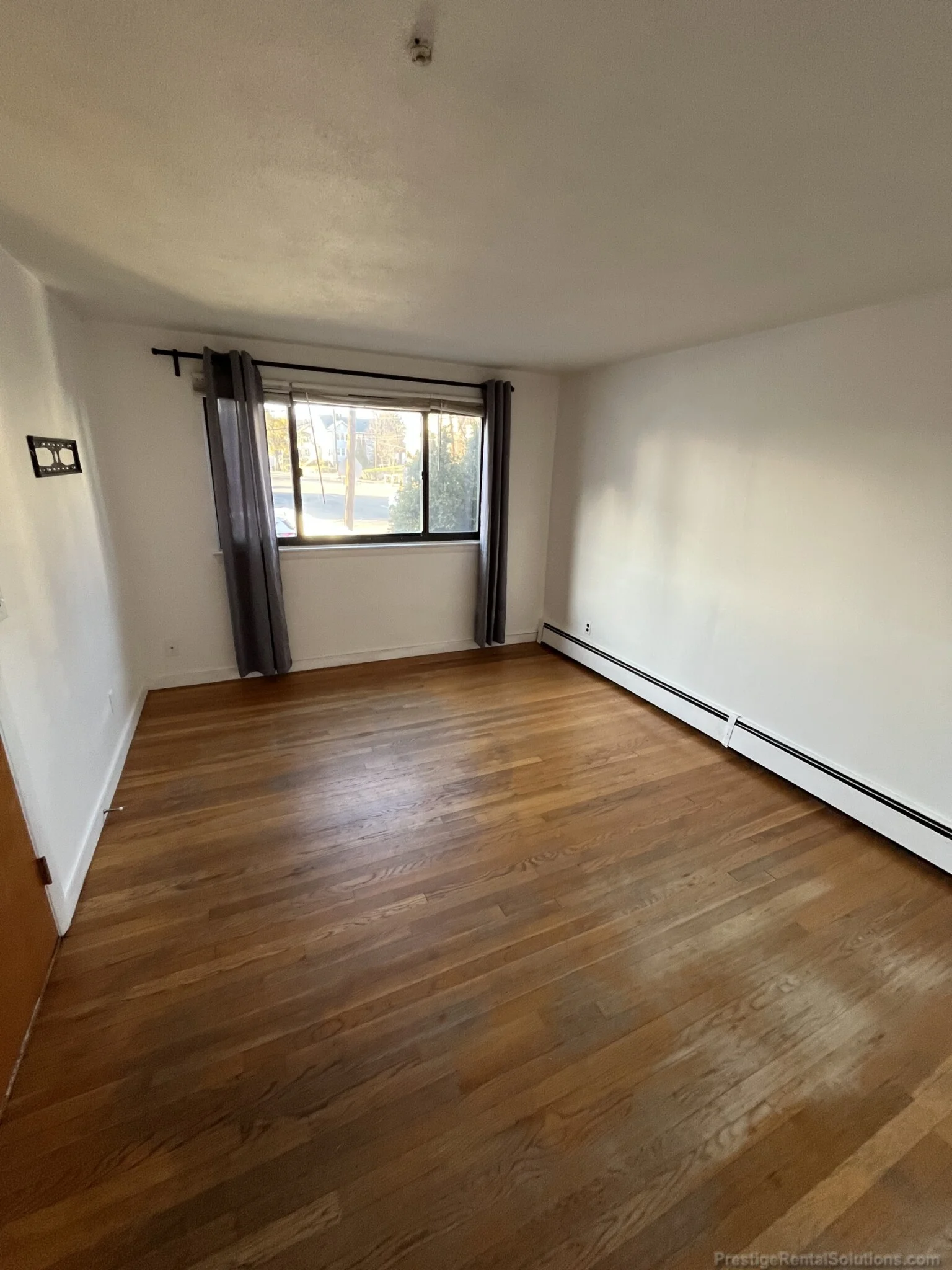 2 Winthrop St, Watertown