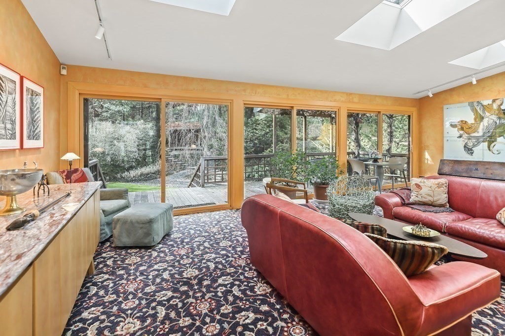 38 Cumberland Ave, Brookline