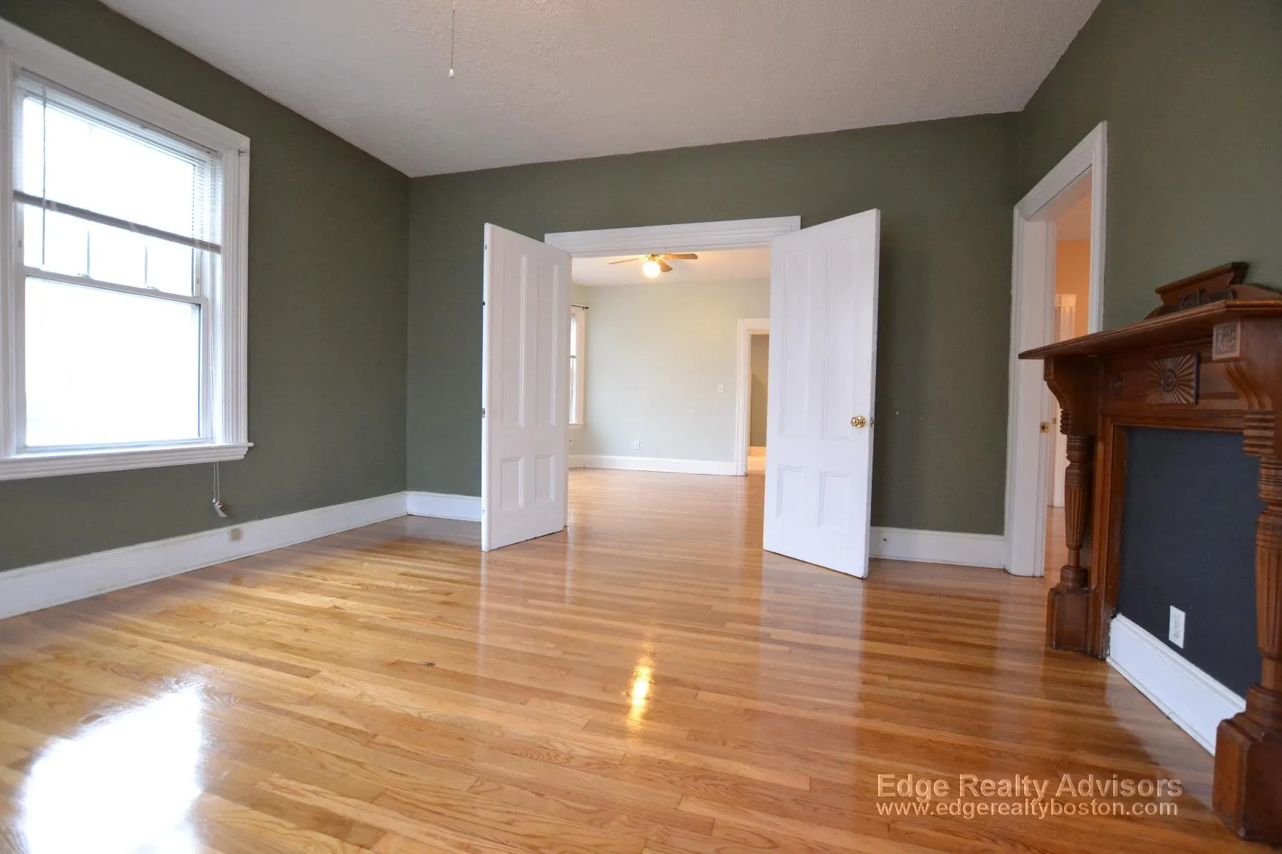 22-24 Everett Sq, Allston