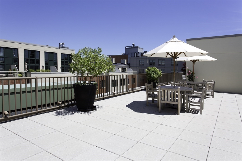 17 Otis St, East Cambridge