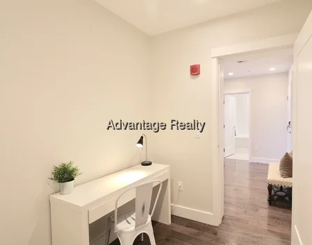 434 Mcgrath Highway, Prospect Hill