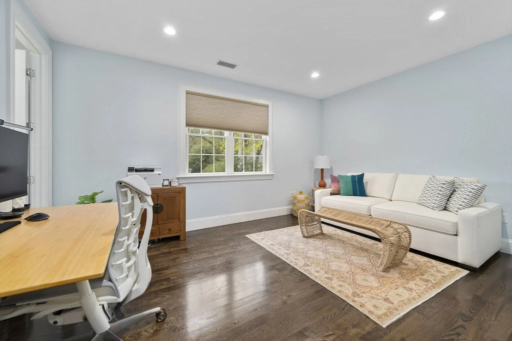 11 Woodhaven Rd, Waban