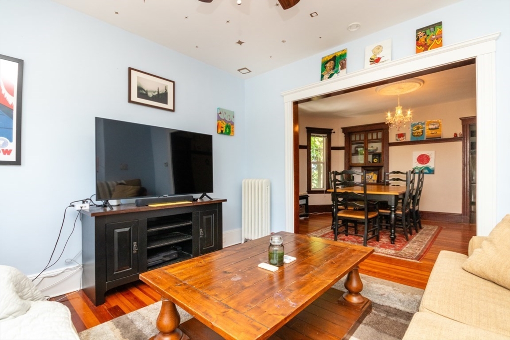 80 Aldrich St, Roslindale