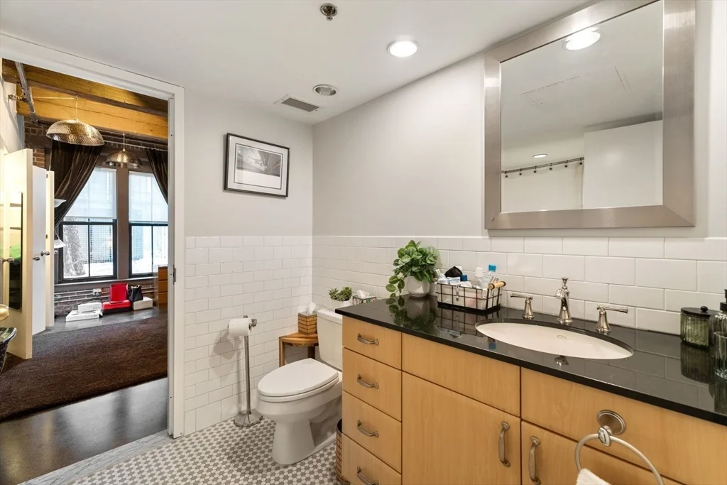 9 W Broadway, South Boston