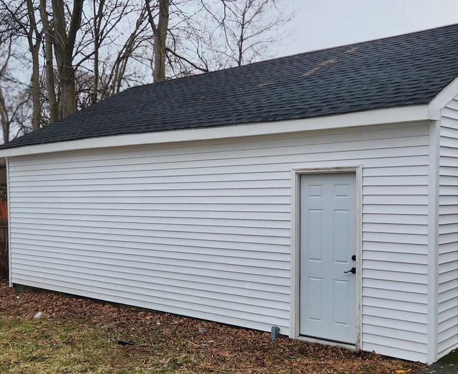 24 Emmet St, Brockton