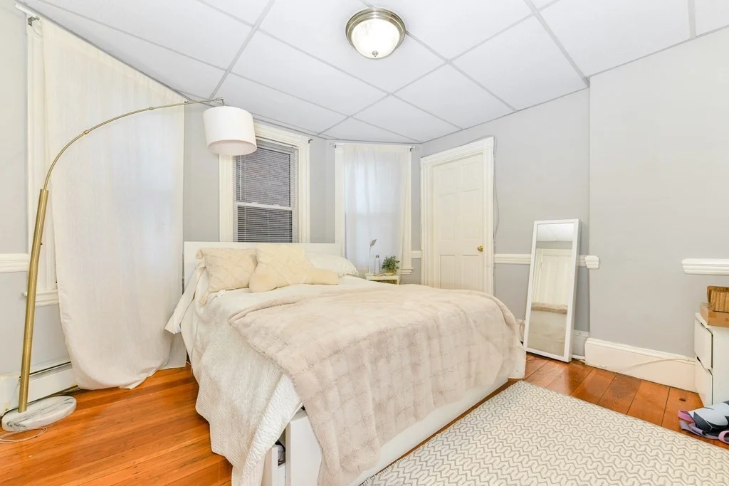 733 E 3rd St, South Boston