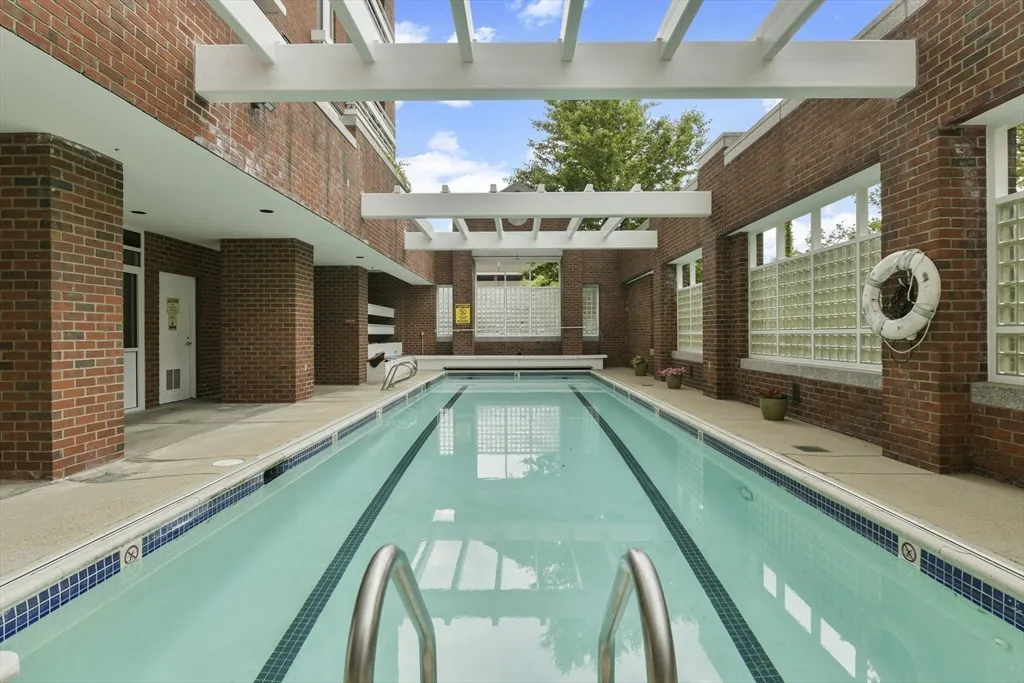 6 Canal Park, East Cambridge