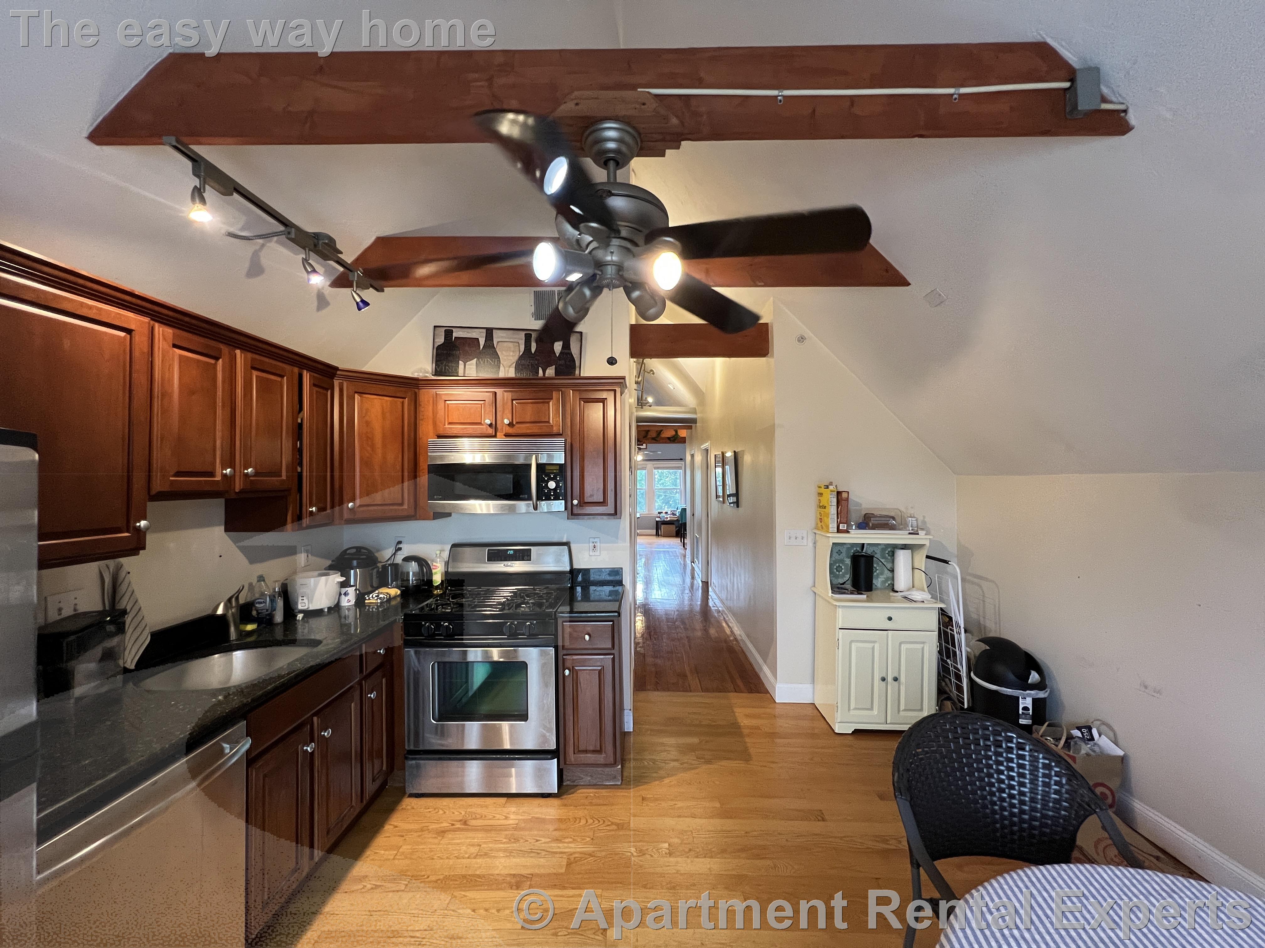 28 Mount Vernon St, Sullivan Square