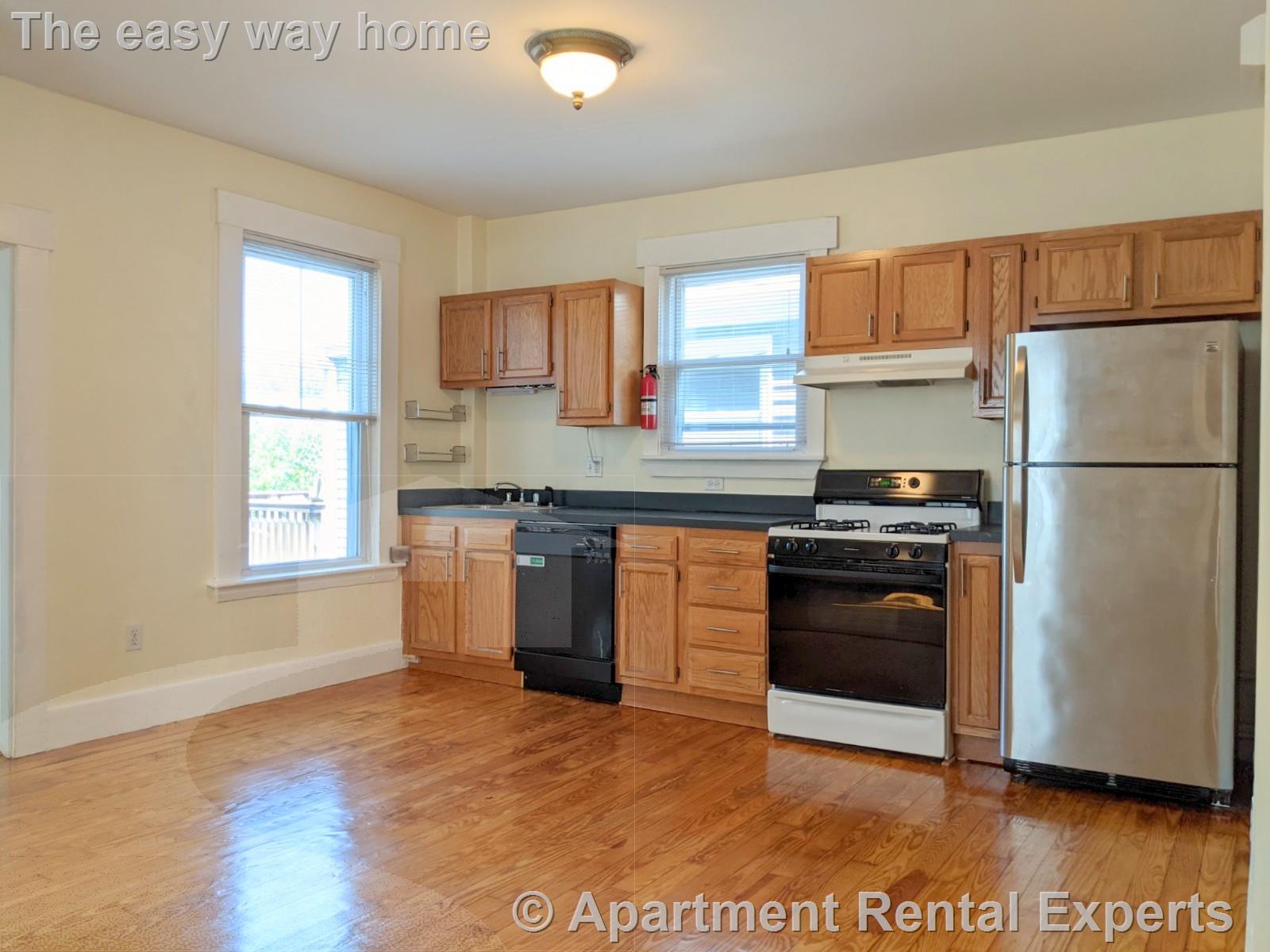 397 Washington St, Ward Two