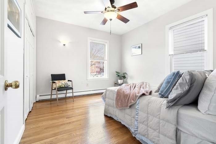 19 Chestnut, Jamaica Plain