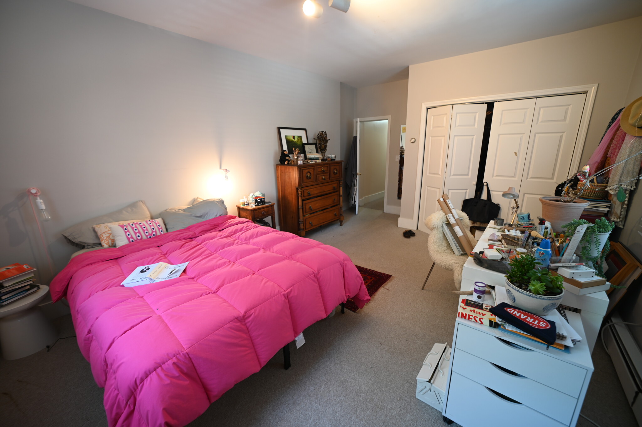 1722 Beacon St, Washington Square