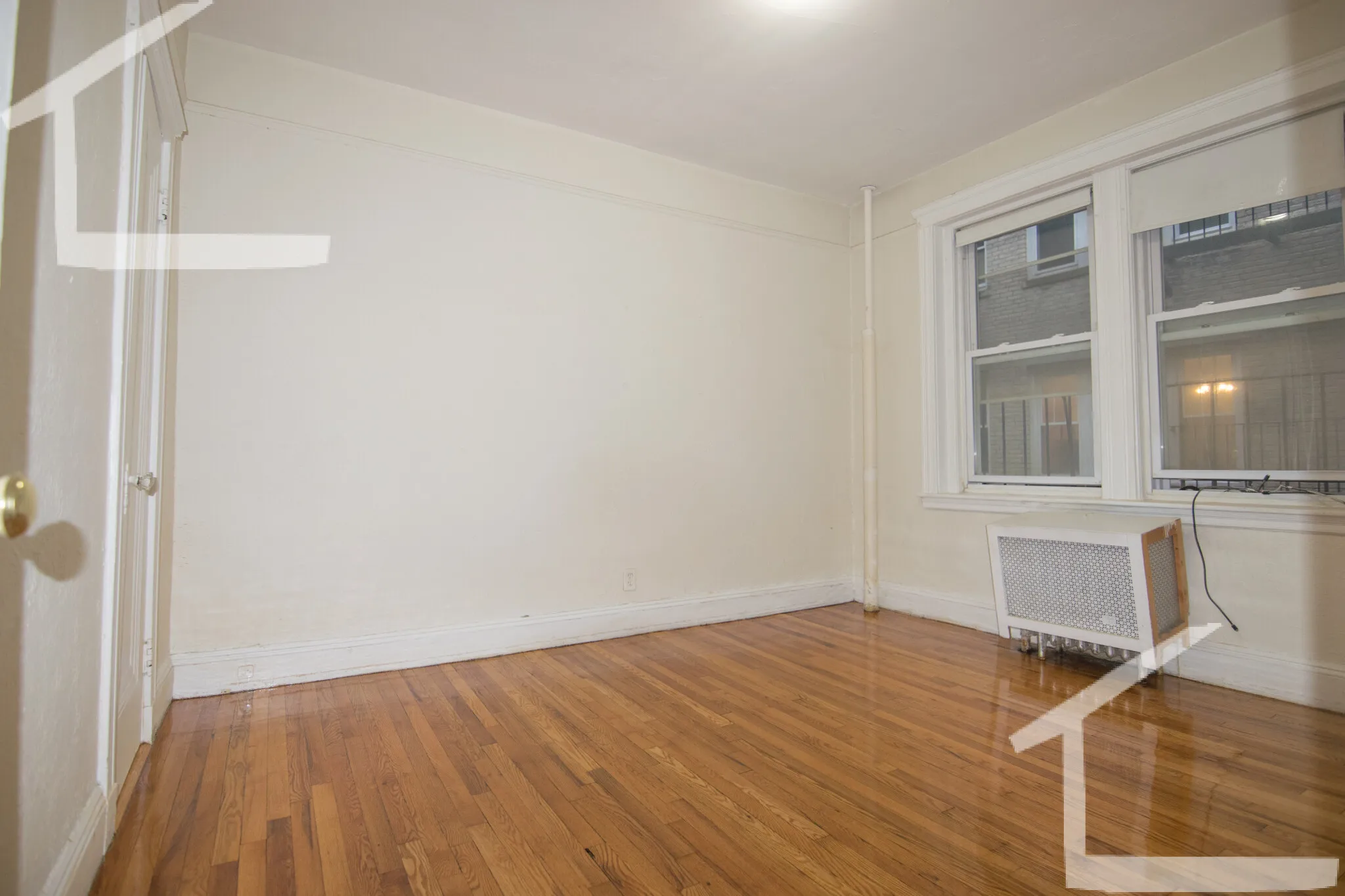 1687 Commonwealth Ave, Brighton