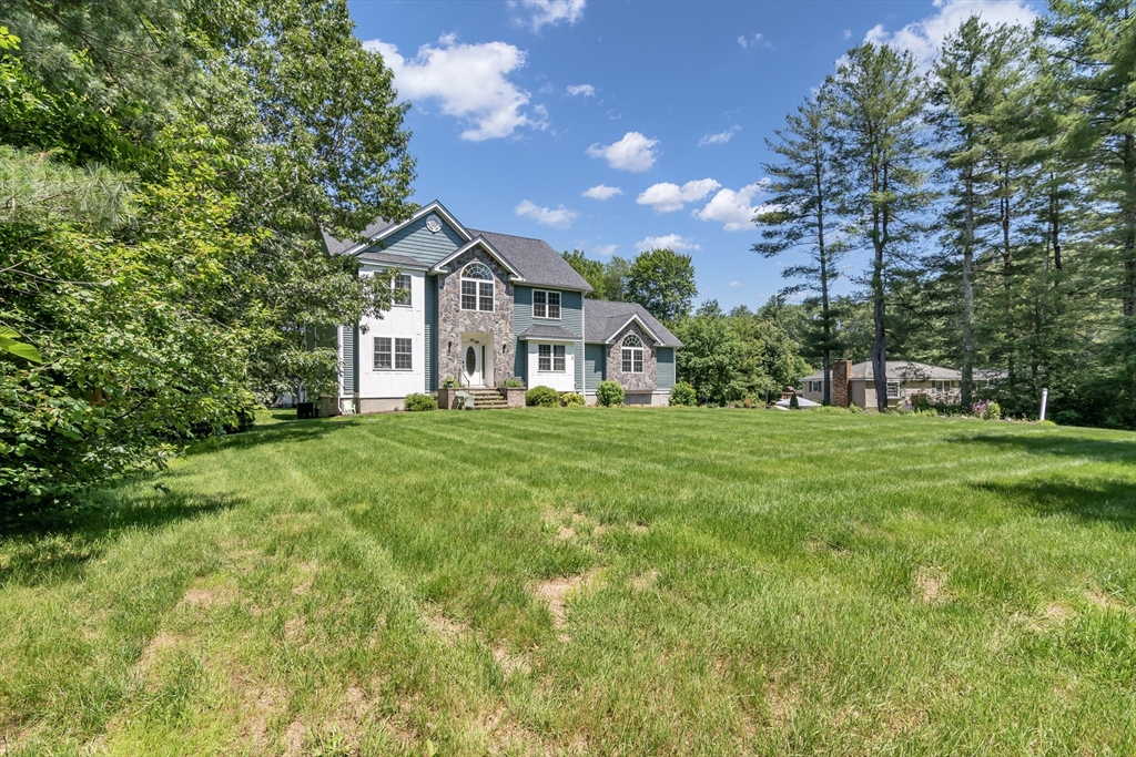 322 Nashua Rd, Billerica