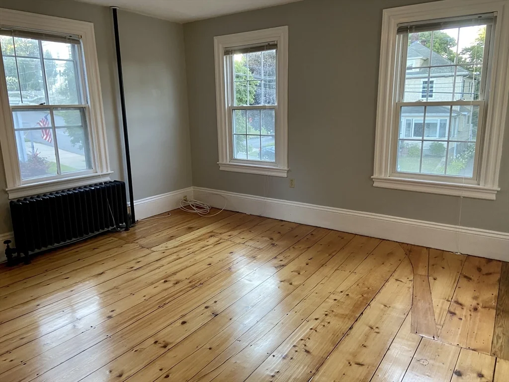 10 Cushman St, Downtown