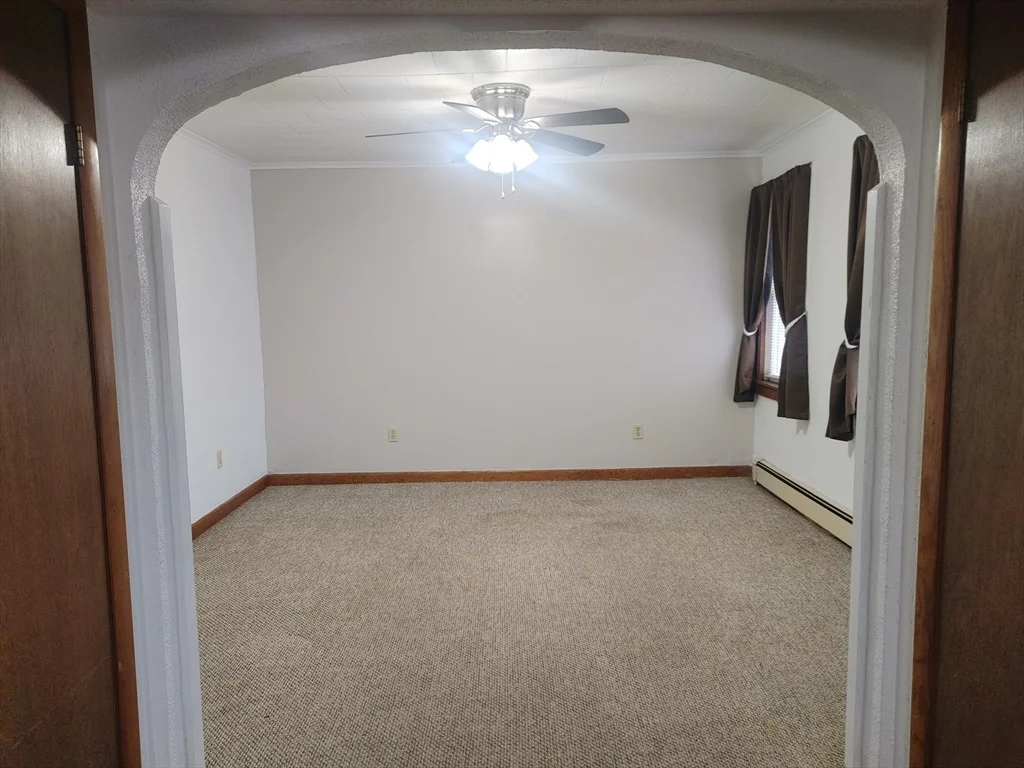 65 East St, North Attleboro