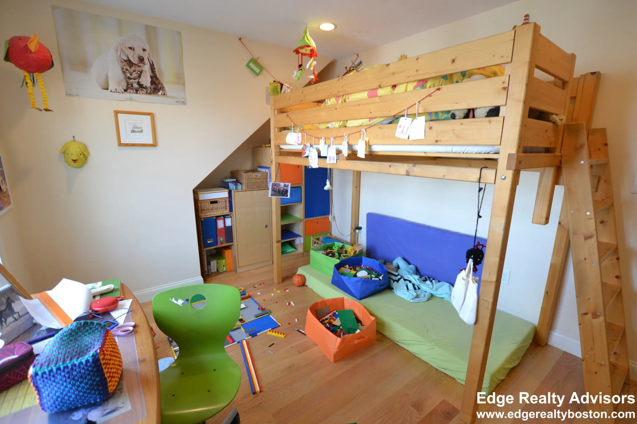 11 Sparhawk St, Oak Square