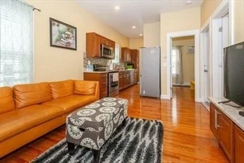 336 Western Ave, Riverside