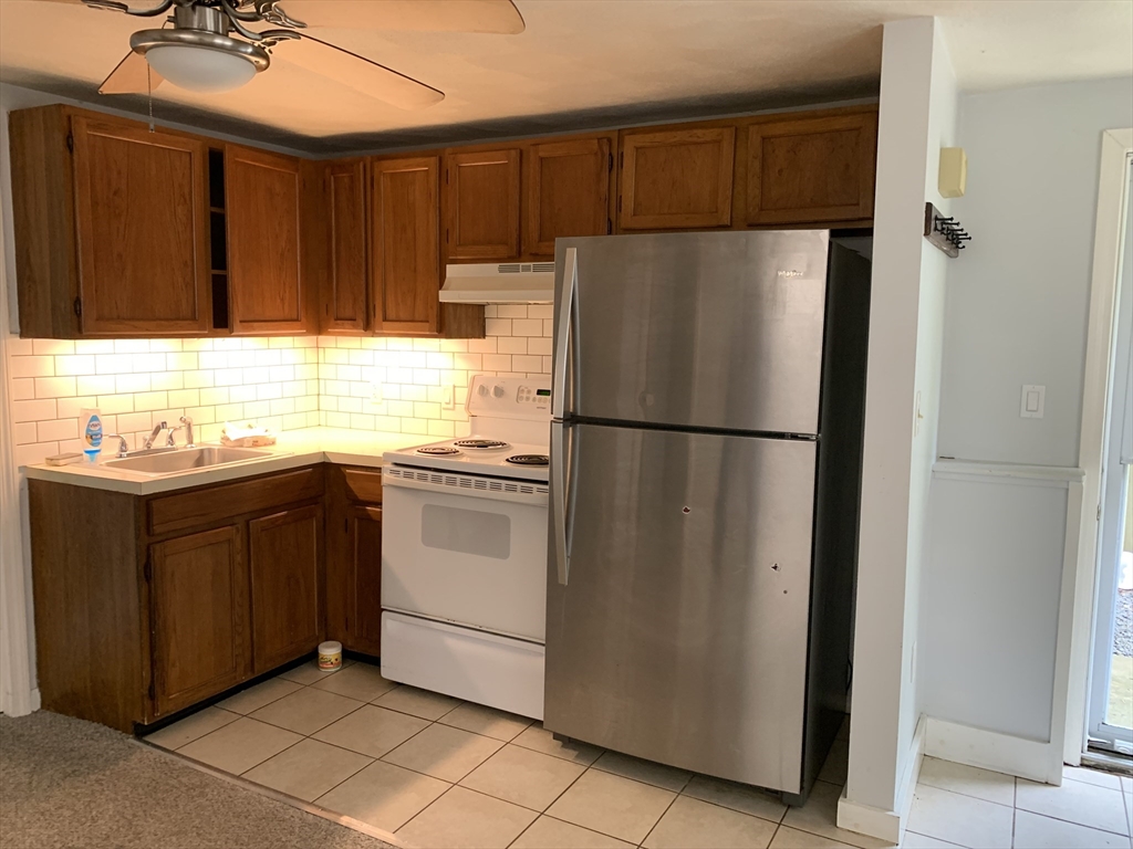 444 Quincy St, Fall River