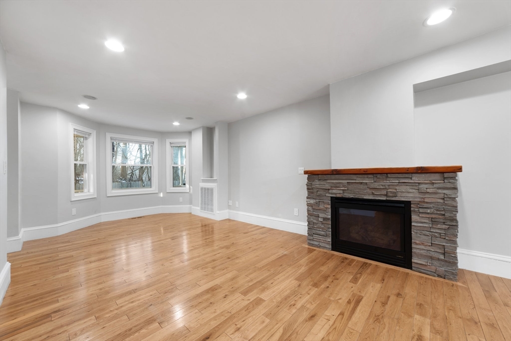 16 Downer Ct, Boston