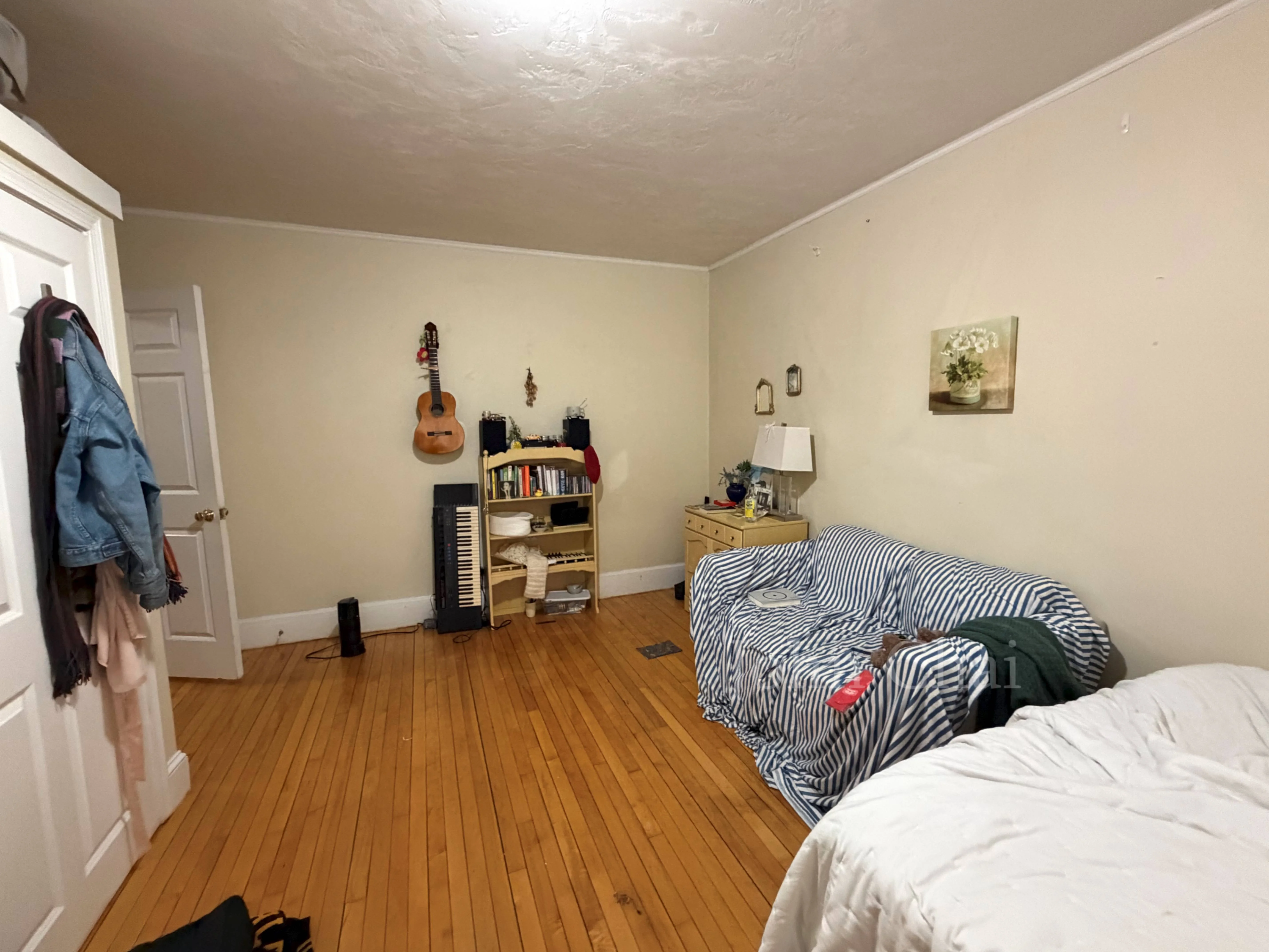 142 Davis Ave, Emerson Gardens