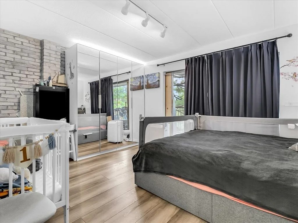 995 Massachusetts Ave, Arlington