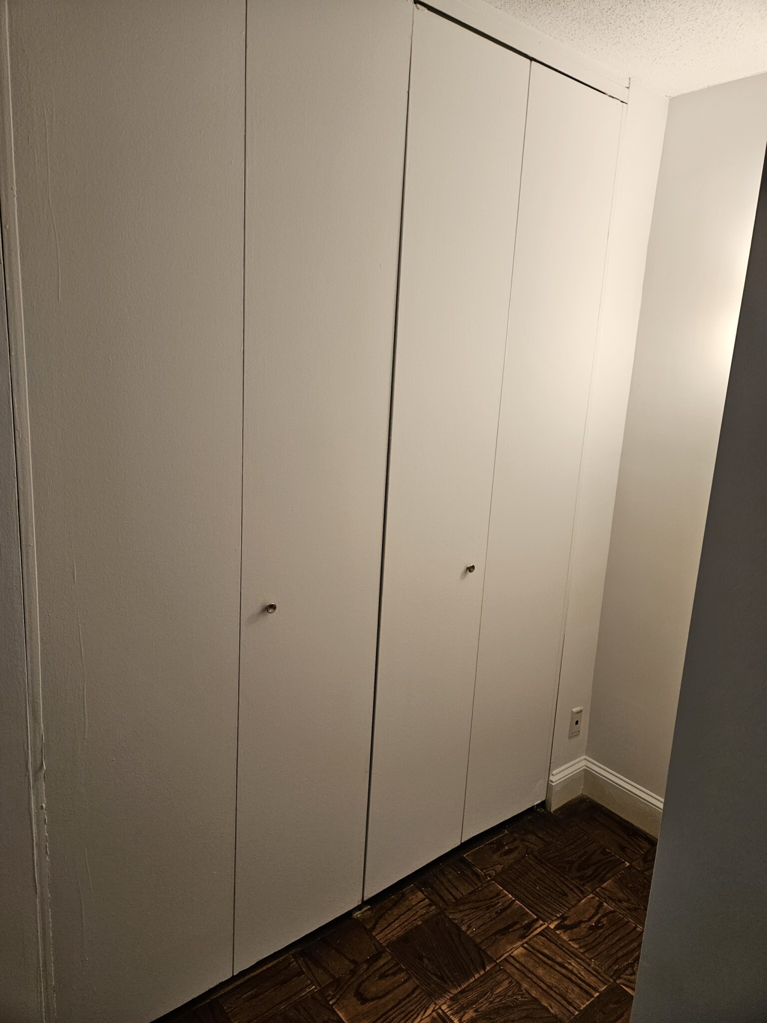 65 East India Row, Downtown