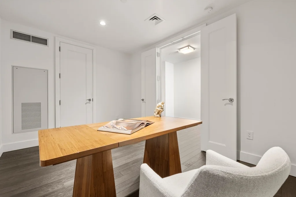 22 Liberty, Seaport District
