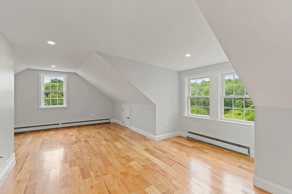63 Pleasant St, Rowley