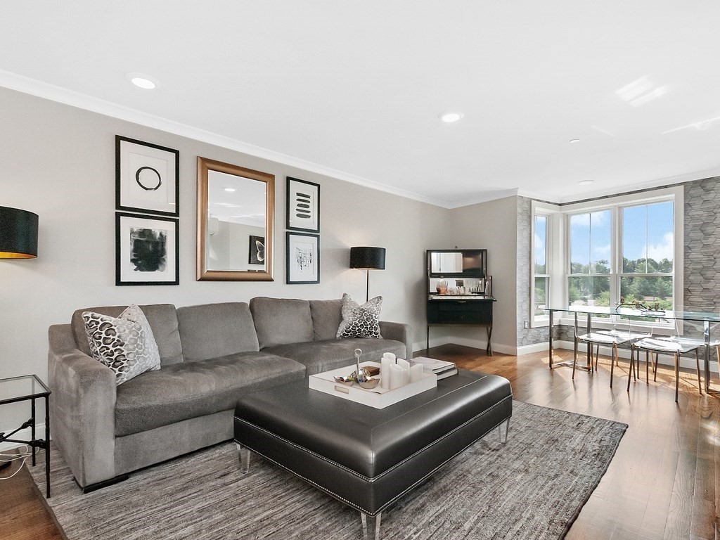 1789 Centre St, West Roxbury