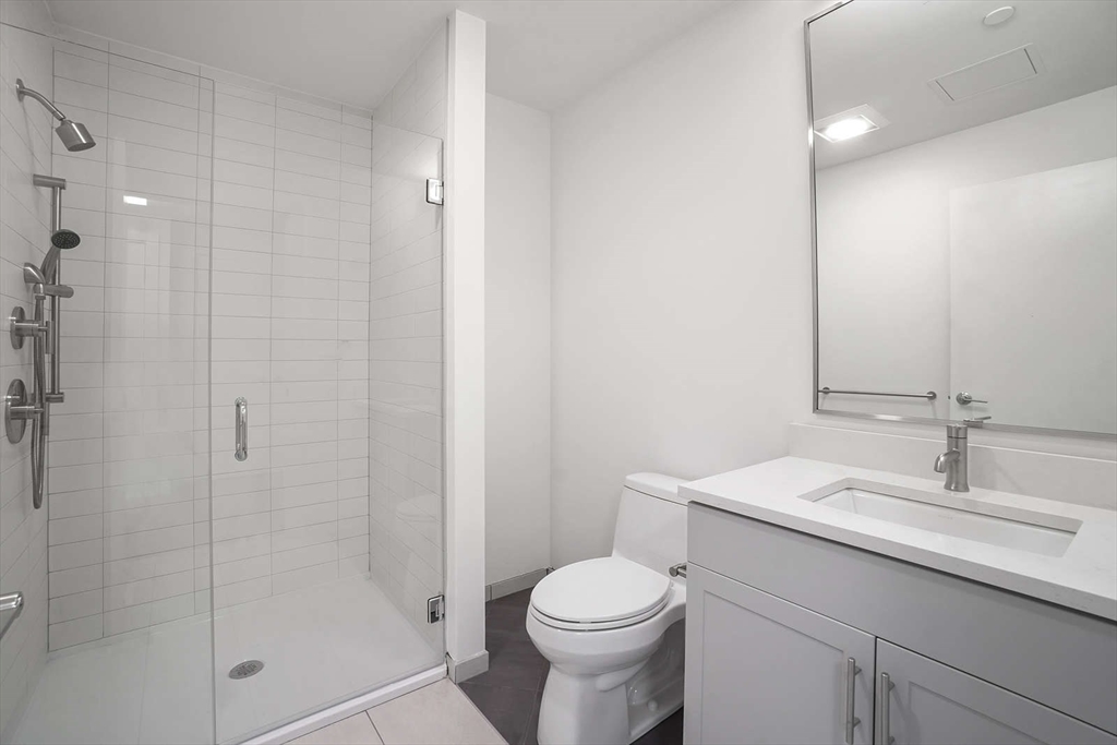 839 Beacon St, Fenway