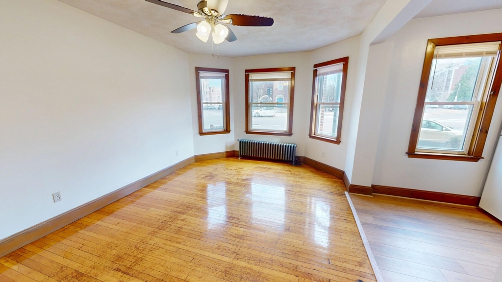 217 Chestnut Hill Ave, Brighton