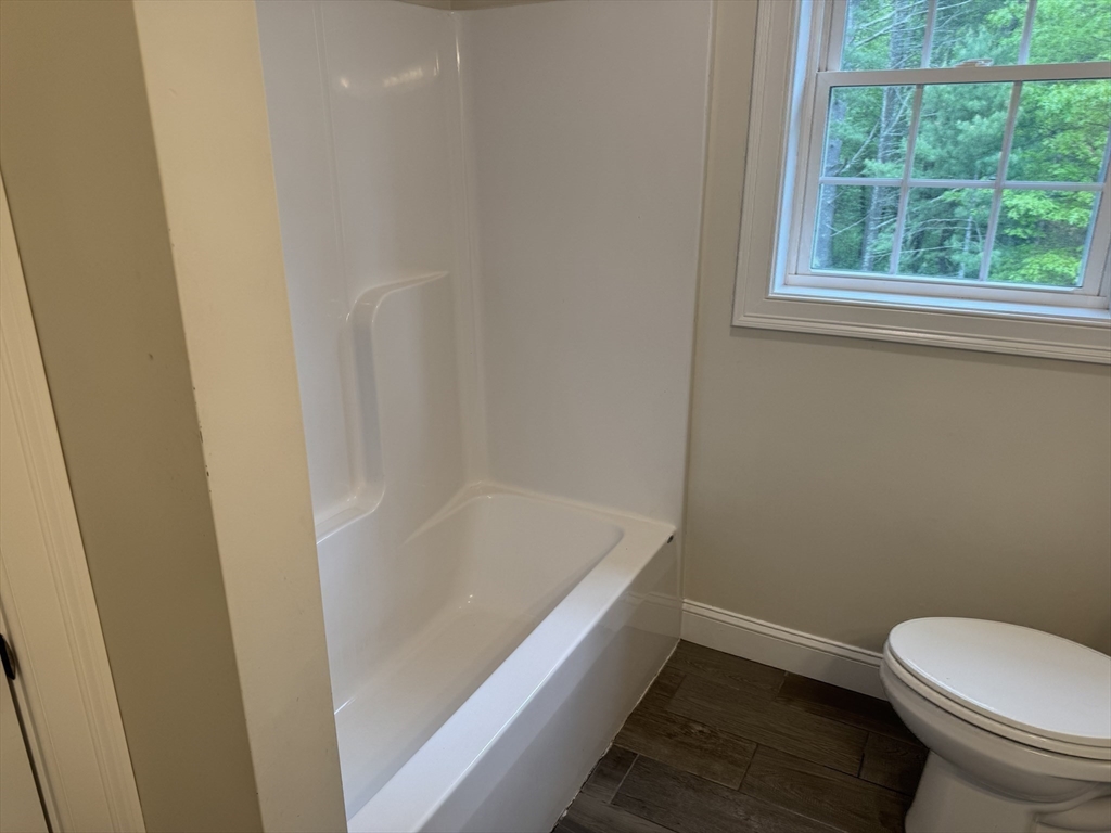 59 Wenham Rd, Carver