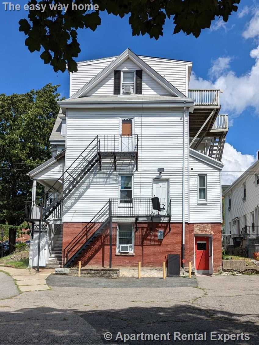 67 Putnam St, Spring Hill