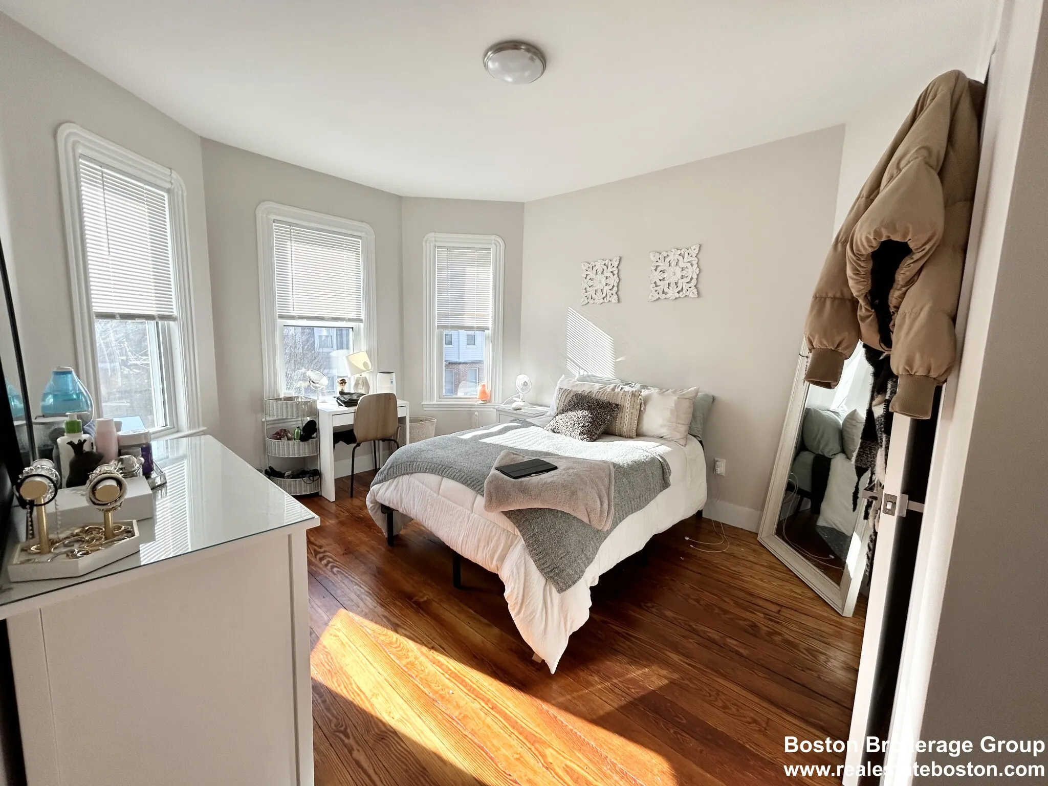 74 Marine Rd, South Boston