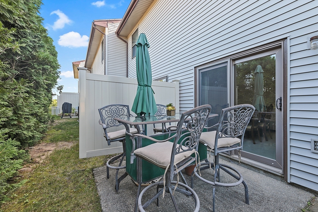 38 Rocky Nook, Malden