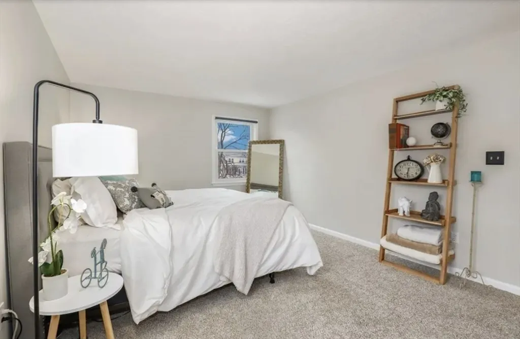 25 Rockland St, West Roxbury