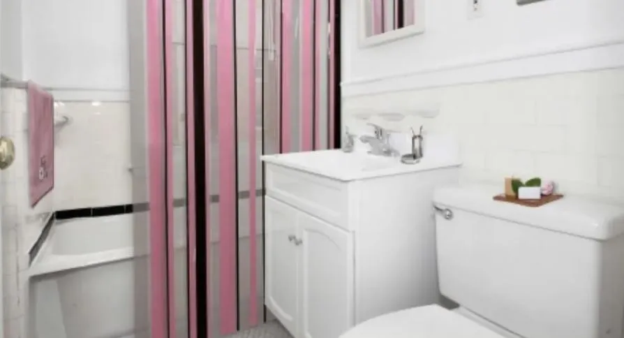 22 Chauncy St, Neighborhood Nine