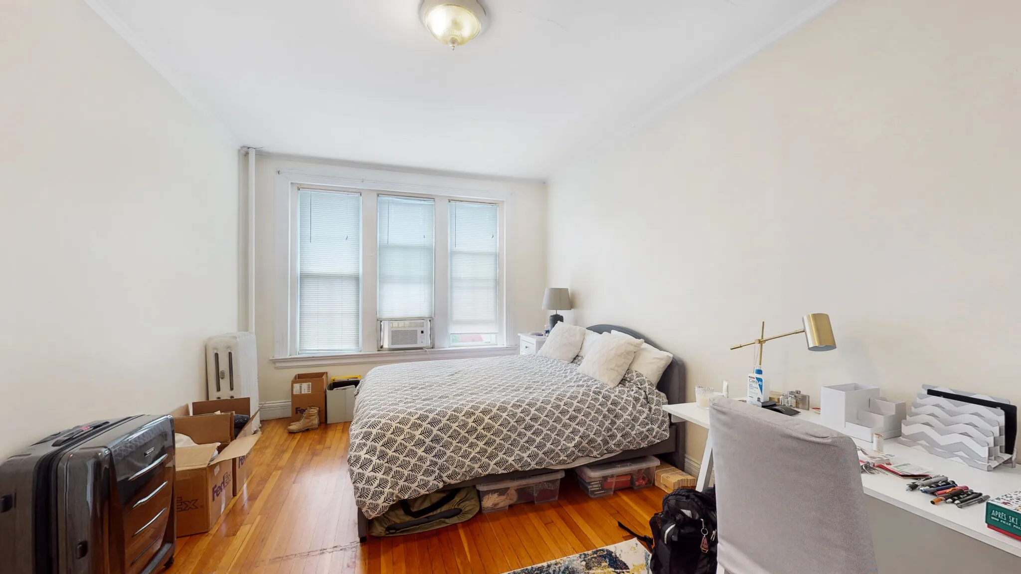 15 Glenville Ave, Allston