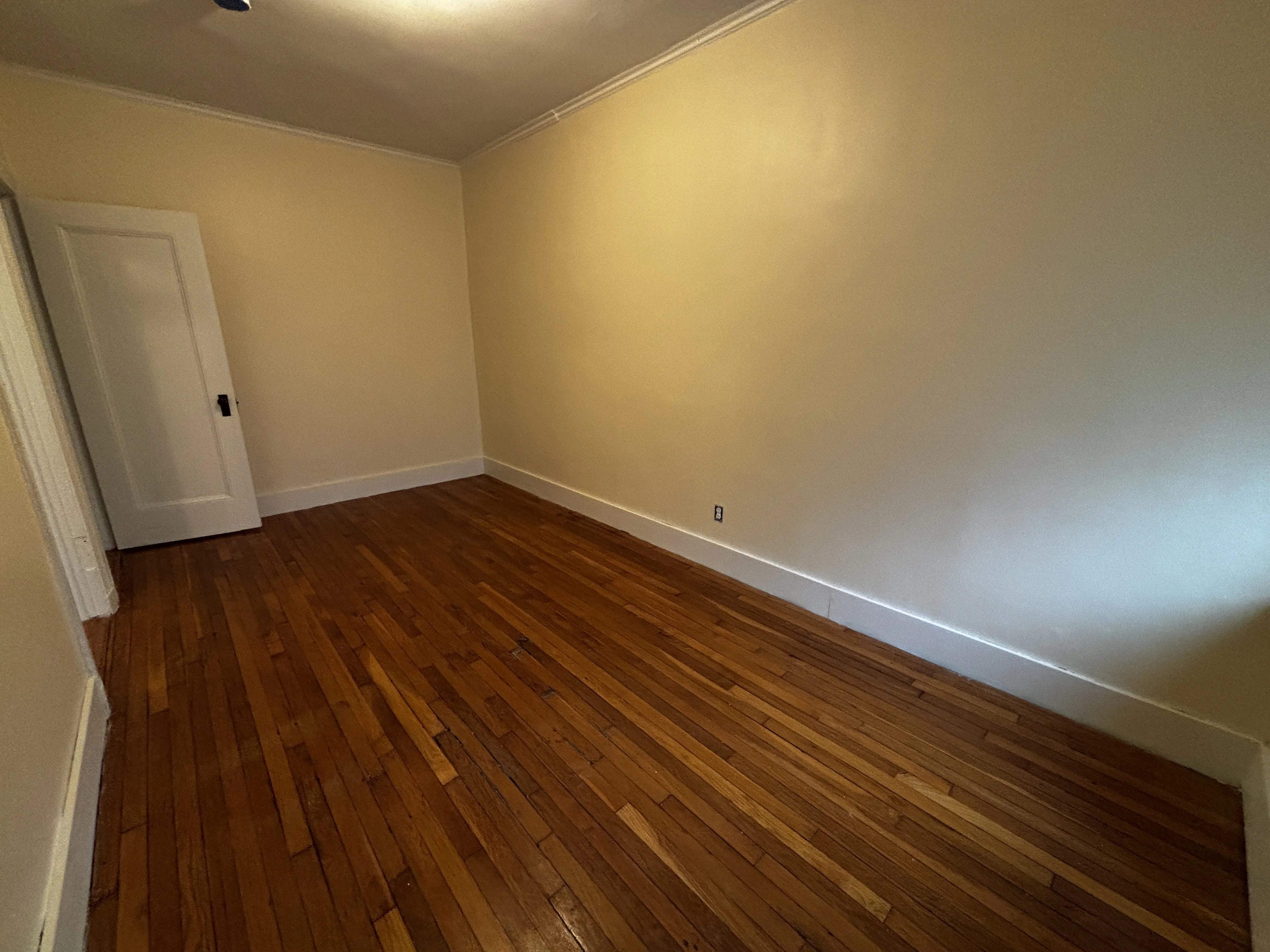 15 Glenville Ave, Allston