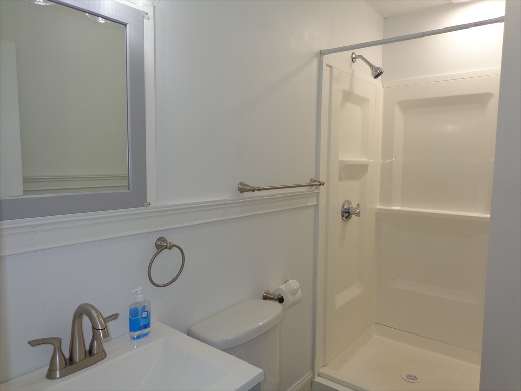 25 Acton St, Watertown