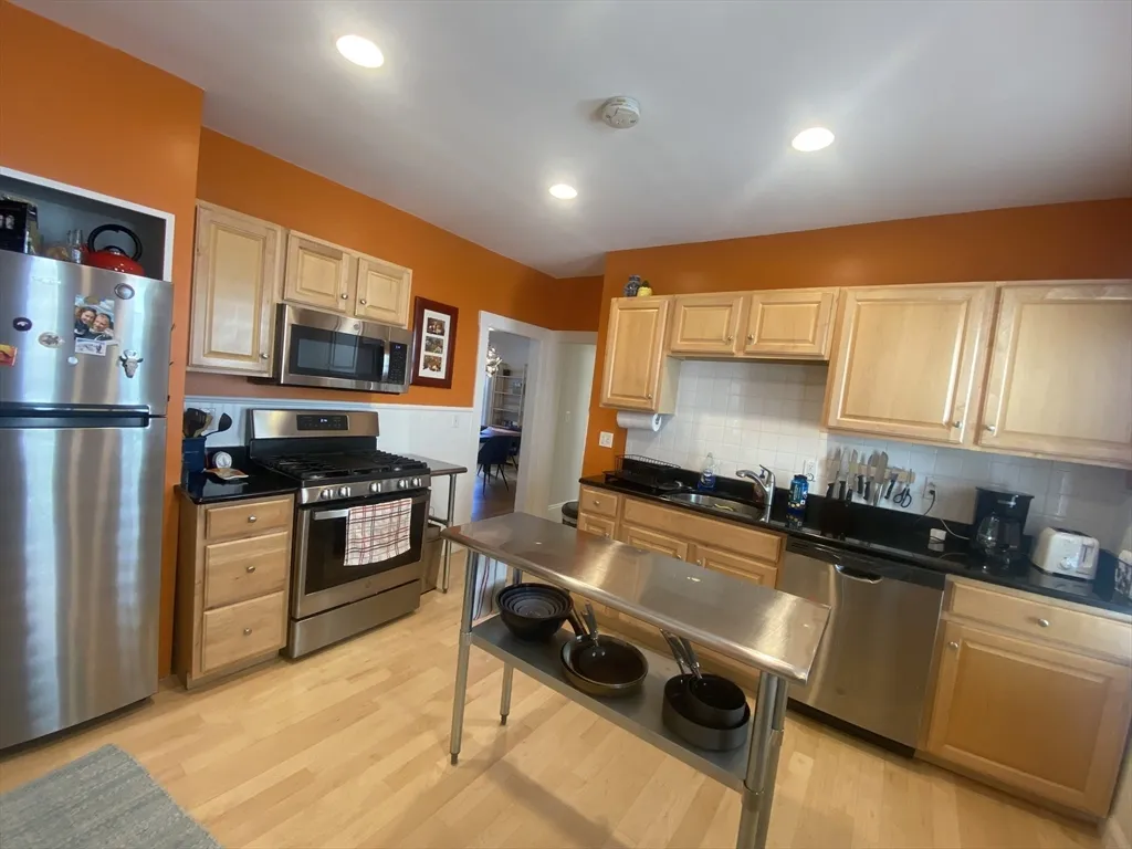 108 Heath St, Winter Hill