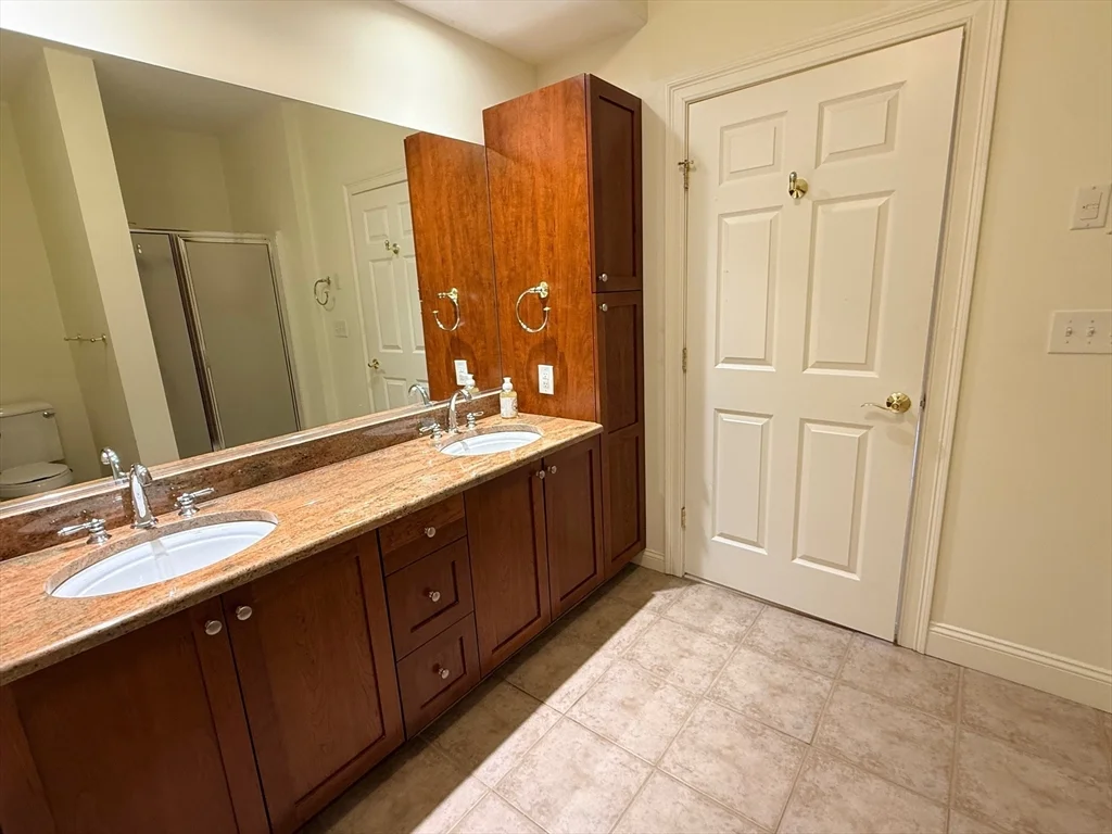 2000 Davenport Ave, Canton