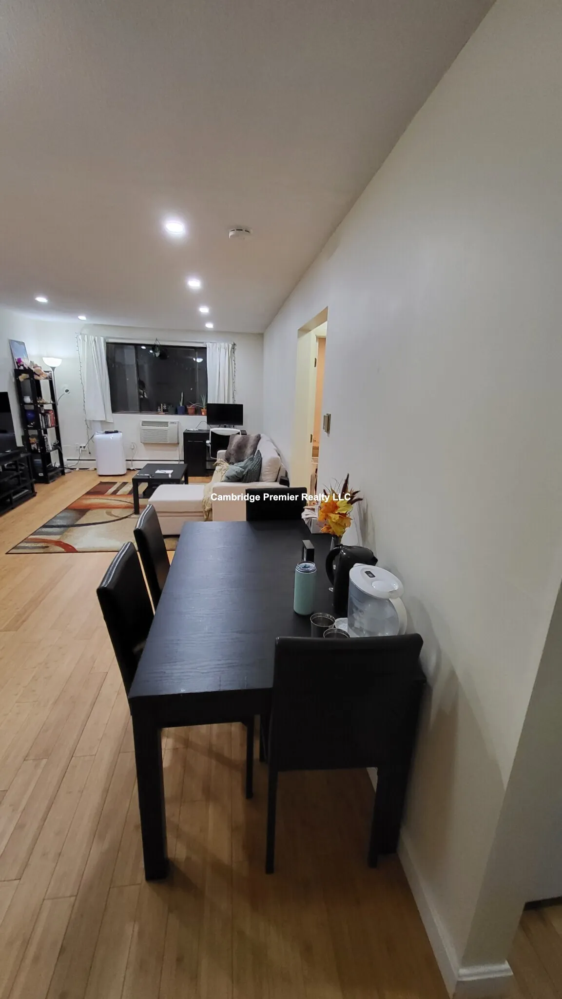 12 Cameron Ave, Teele Square