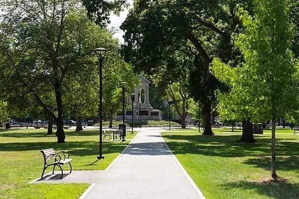 16 Chauncy St, Neighborhood Nine