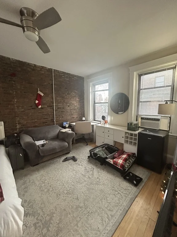 39 Hemenway St, Fenway