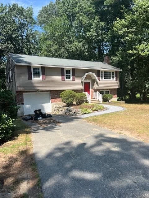 83 Marblehead, North Reading